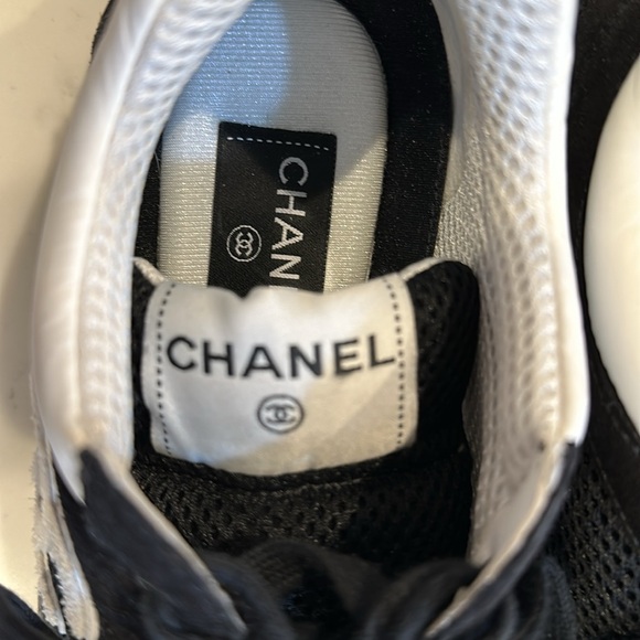 Chanel sneakers - Picture 2 of 9